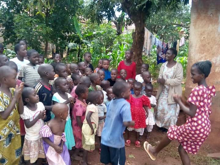 Children receiving food and sponsorship support in 2017