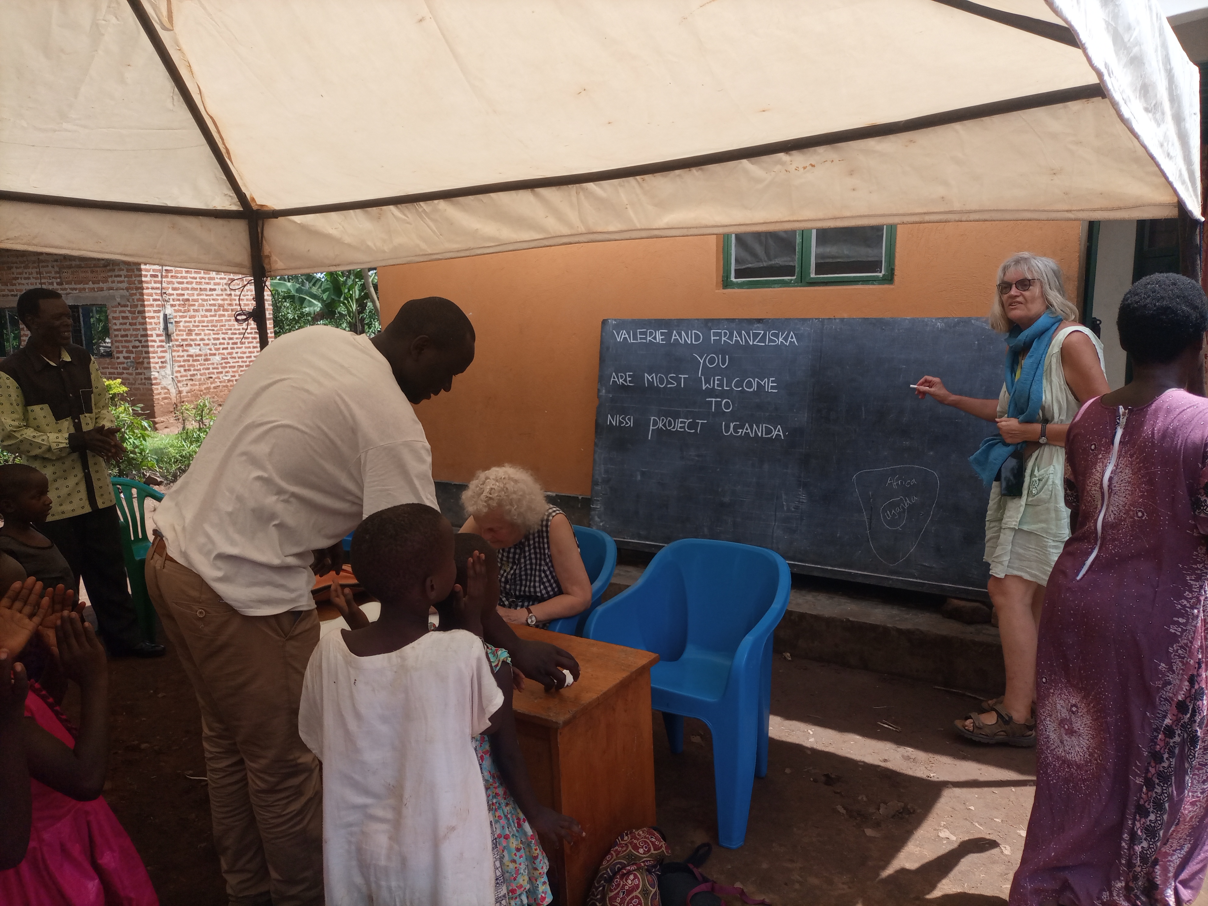 Volunteers using their unique gifts at Nissi Project Uganda
